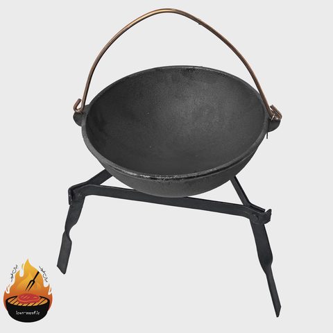 ست قازن چدنی سفری سایز 24 و سه پایه مدل تاشو کوچک